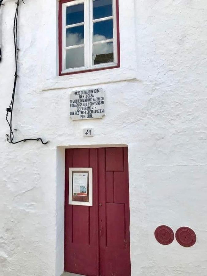 Casa Correias * Evora Monte